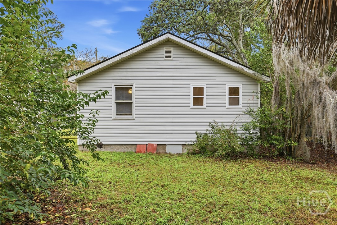 3214 Hazel Street Savannah, GA 31404 - Photo 21 of 23 backyard