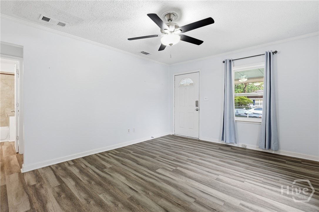 3214 Hazel Street Savannah, GA 31404 - Photo 5 of 23