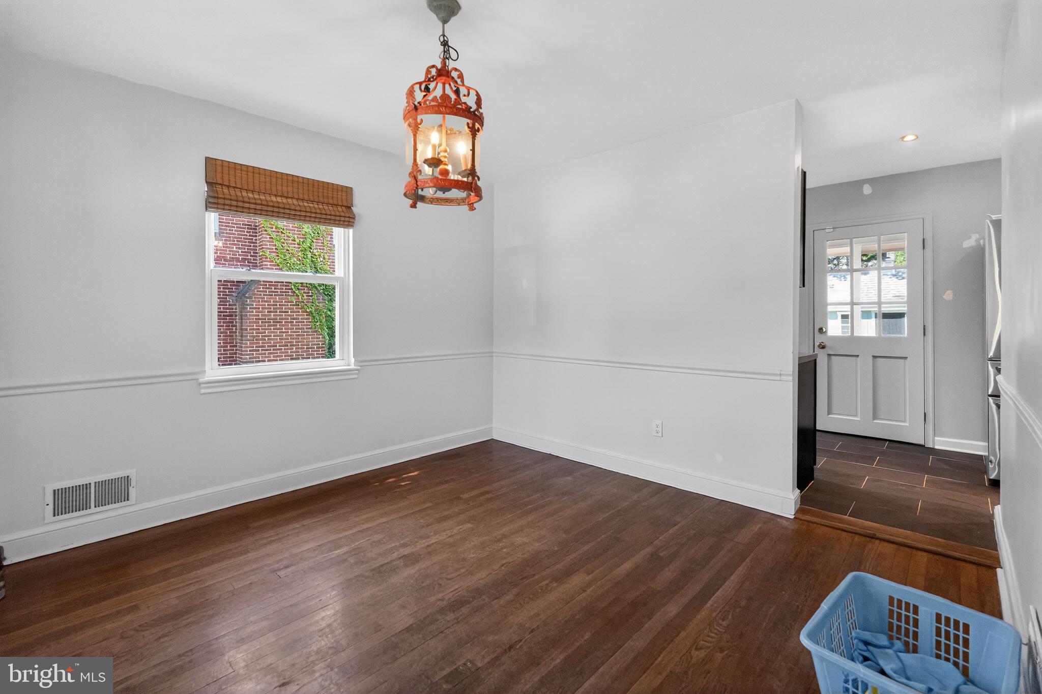 2713 Arcola Avenue Silver Spring, MD 20902 - Photo 10 of 18