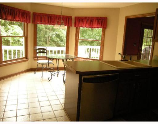 315 Blue Run Road Cheswick, PA 15024 - Photo 6 of 14 Kitchen. Lovely breakfast area surronded by windows.