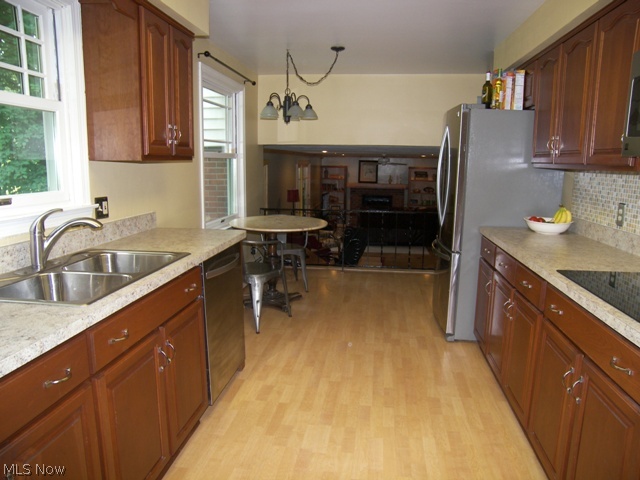 8605 Apple-Hill Road Bainbridge, OH 44023 - Photo 9 of 25 Gallery Image 9
