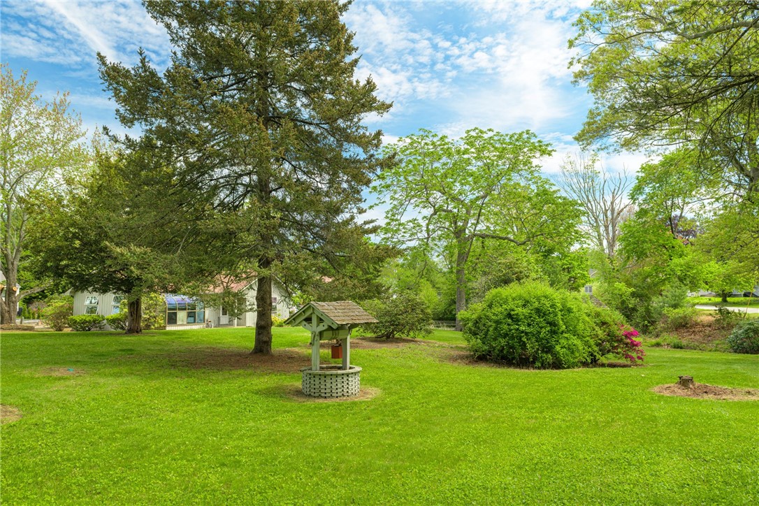 140 Baycliff Drive Warwick, RI 02818 - Photo 13 of 21