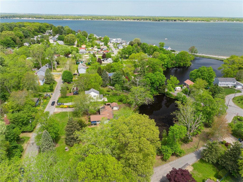 140 Baycliff Drive Warwick, RI 02818 - Photo 5 of 21