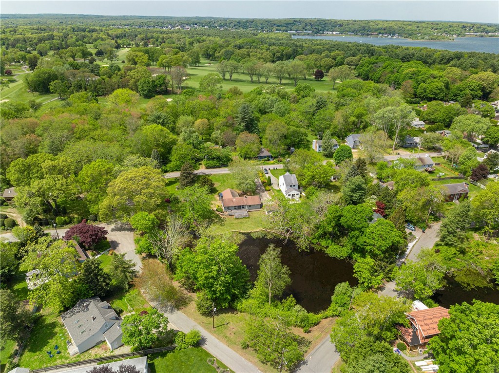 140 Baycliff Drive Warwick, RI 02818 - Photo 9 of 21
