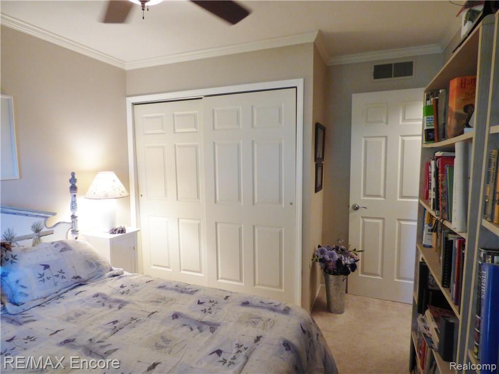 5068 Timber Ridge Trail Clarkston, MI 48346 - Photo 27 of 49 29 - Bedroom 2.JPG