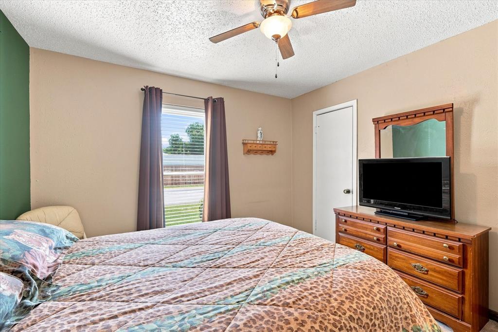 914 Reno Street Lewisville, TX 75077 - Photo 26 of 40 Gallery Image 26