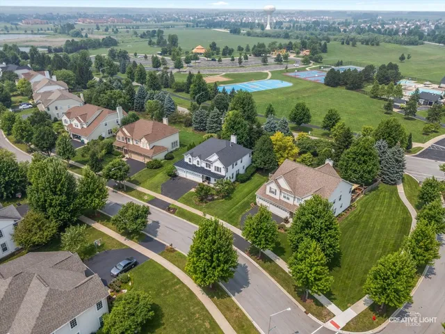 $800,000 | 26414 Rustling Birch Way, Plainfield, IL 60585