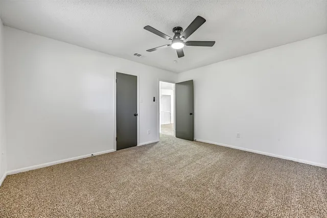 $2,350 | 2236 River Oaks Drive, West Columbia, TX 77486