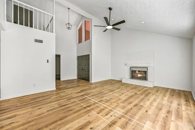 $2,350 | 2236 River Oaks Drive, West Columbia, TX 77486