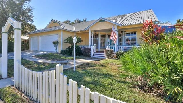 $750,000 | 2815 Bay Side Drive, New Smyrna Beach, FL 32168