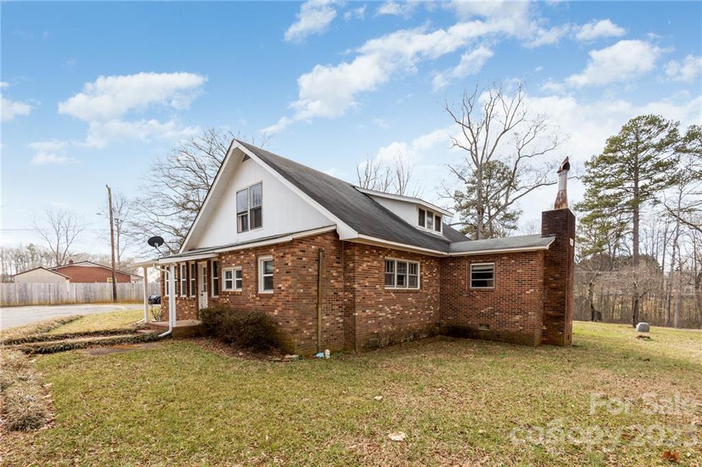 5824 Rest Home Road, Unit 2 Claremont, NC 28610 - Photo 3 of 27 Gallery Image 3