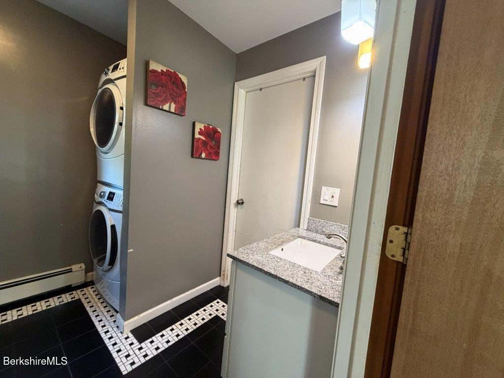 118 Winesap Road Pittsfield, MA 01201 - Photo 23 of 40 20260601_202907190_iOS