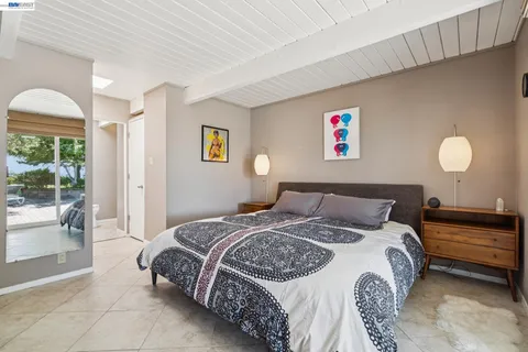 $1,795,000 | 5842 Highwood Road, Castro Valley, CA 94552