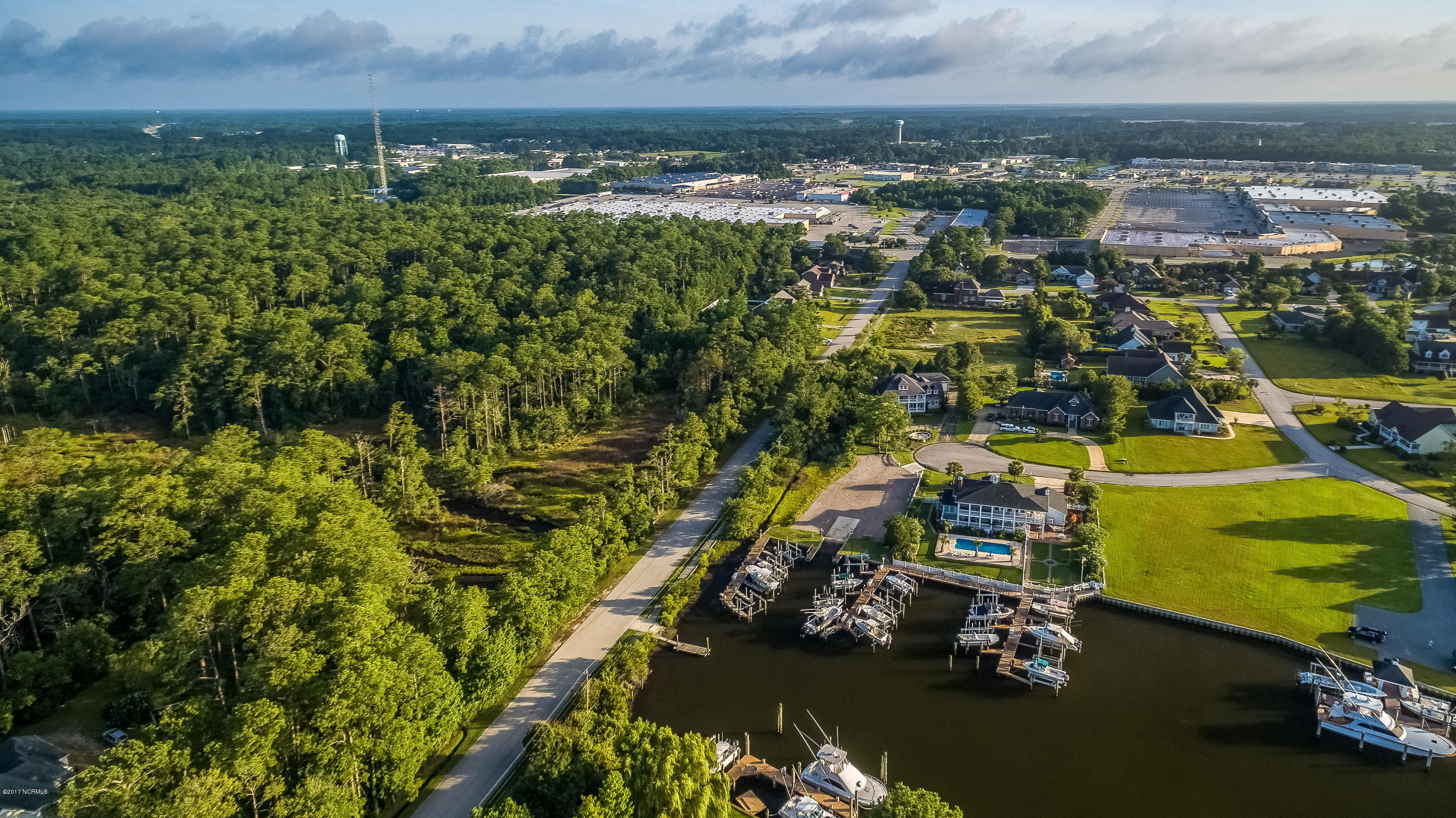 212 Coventry Road Morehead City, NC 28557 - Photo 4 of 17 CLOSE TO CONVIENCES YET SECLUDED