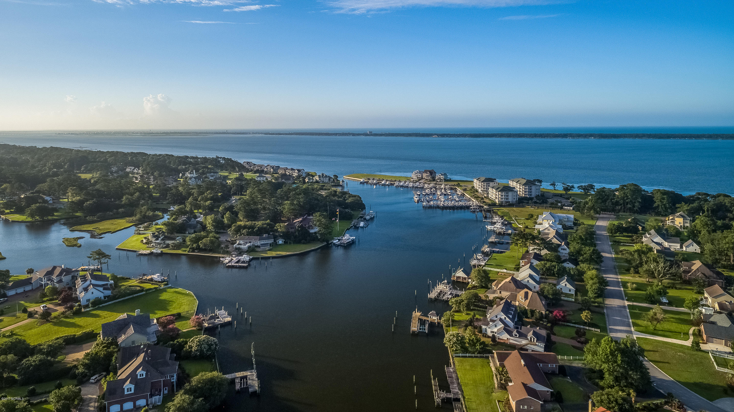 212 Coventry Road Morehead City, NC 28557 - Photo 5 of 17 BEAUTY ALL AROUND THE AREA