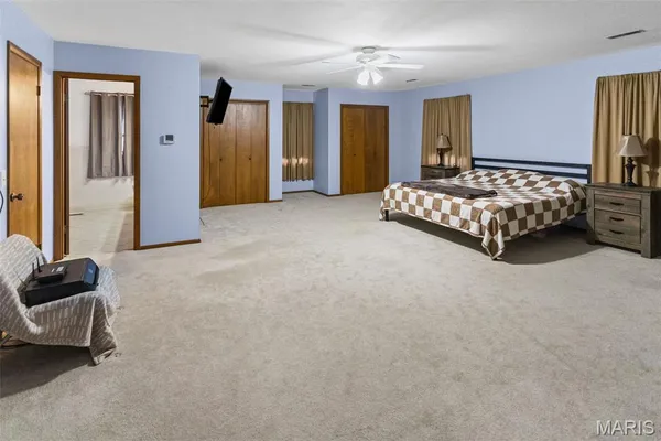 $270,000 | 7 Davis Drive, Jerseyville, IL 62052