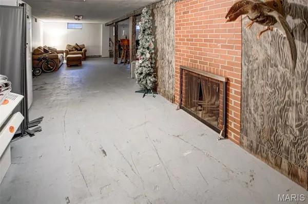 $270,000 | 7 Davis Drive, Jerseyville, IL 62052
