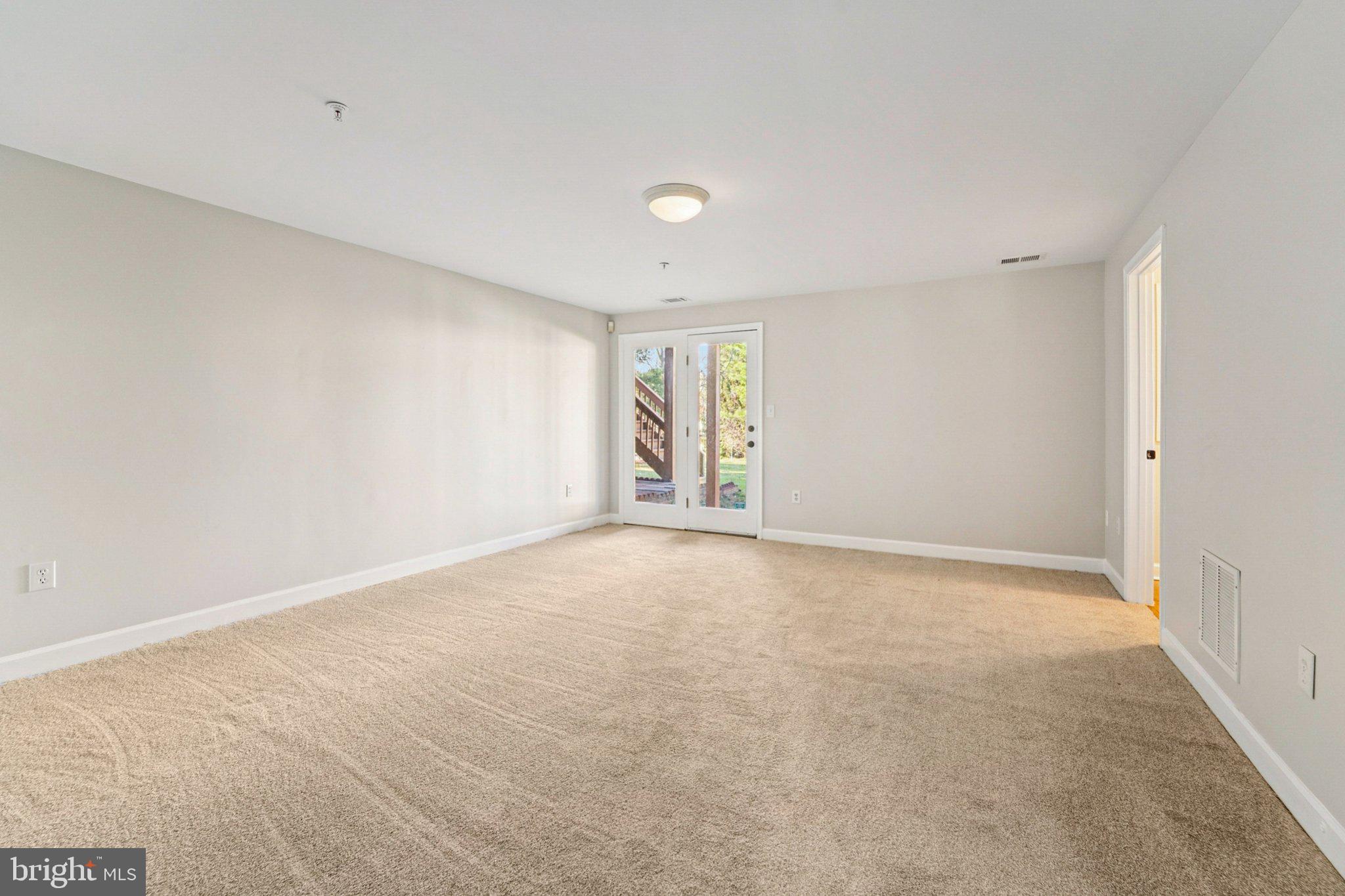 104 Lancefield Road Baltimore, MD 21209 - Photo 25 of 40