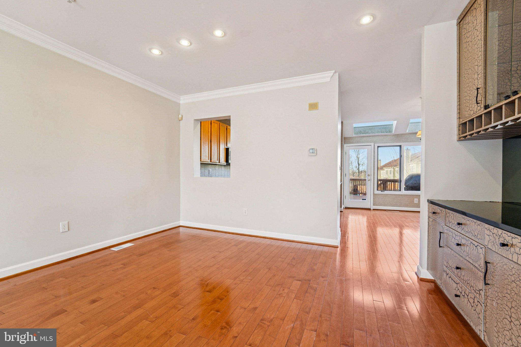 104 Lancefield Road Baltimore, MD 21209 - Photo 8 of 40