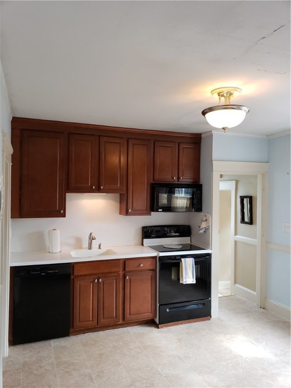 118 Rome Avenue Providence, RI 02908 - Photo 4 of 18 Kitchen