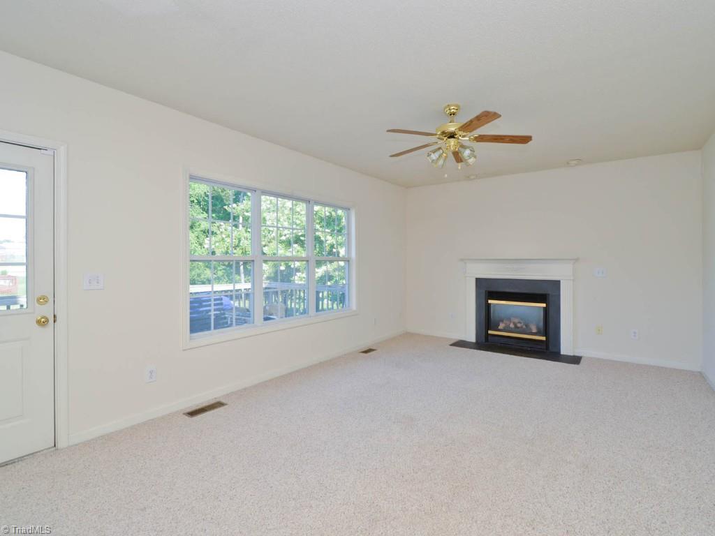 2296 Rothwood Acres Road Greensboro, NC 27406 - Photo 9 of 24 Gallery Image 9