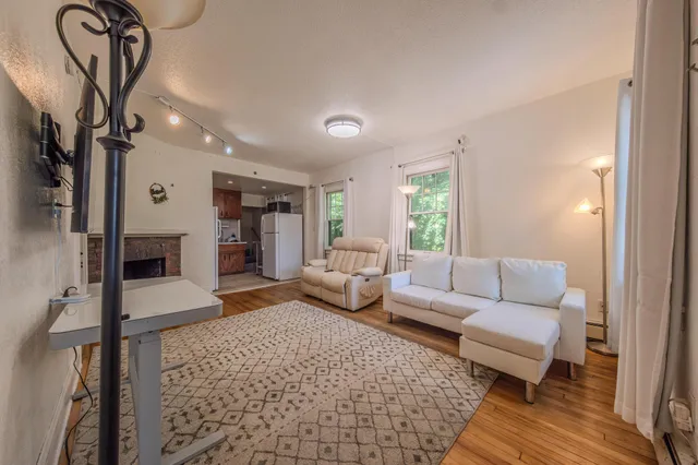 $370,000 | 2394 West Valentine Avenue, St. Paul, MN 55108