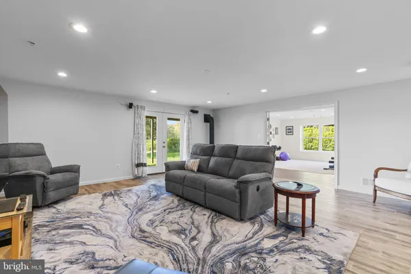 $2,199,000 | 465 Edgewater Road, Pasadena, MD 21122