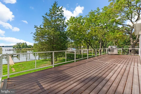 $2,199,000 | 465 Edgewater Road, Pasadena, MD 21122