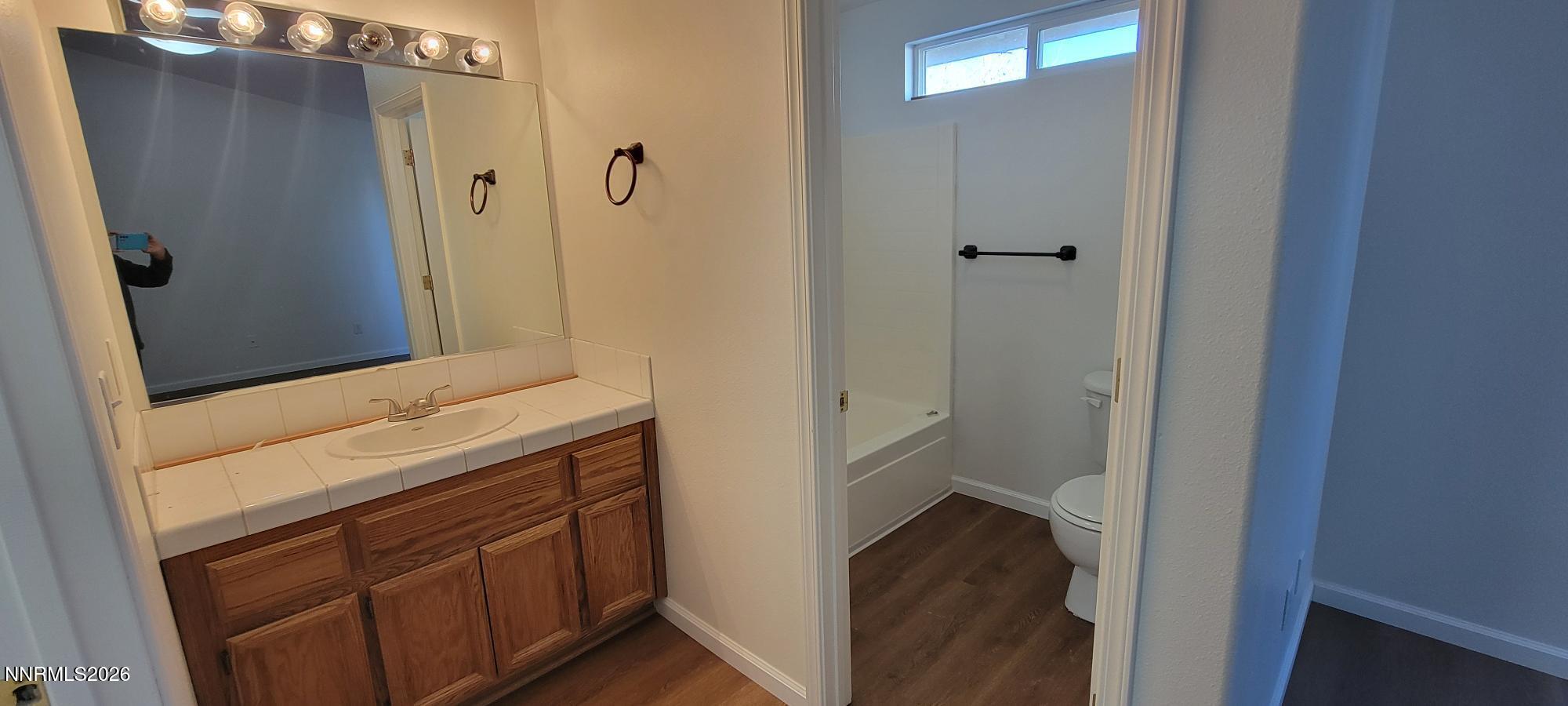 2226 Ellice Way Fernley, NV 89408 - Photo 13 of 16 2226 Ellice master bath