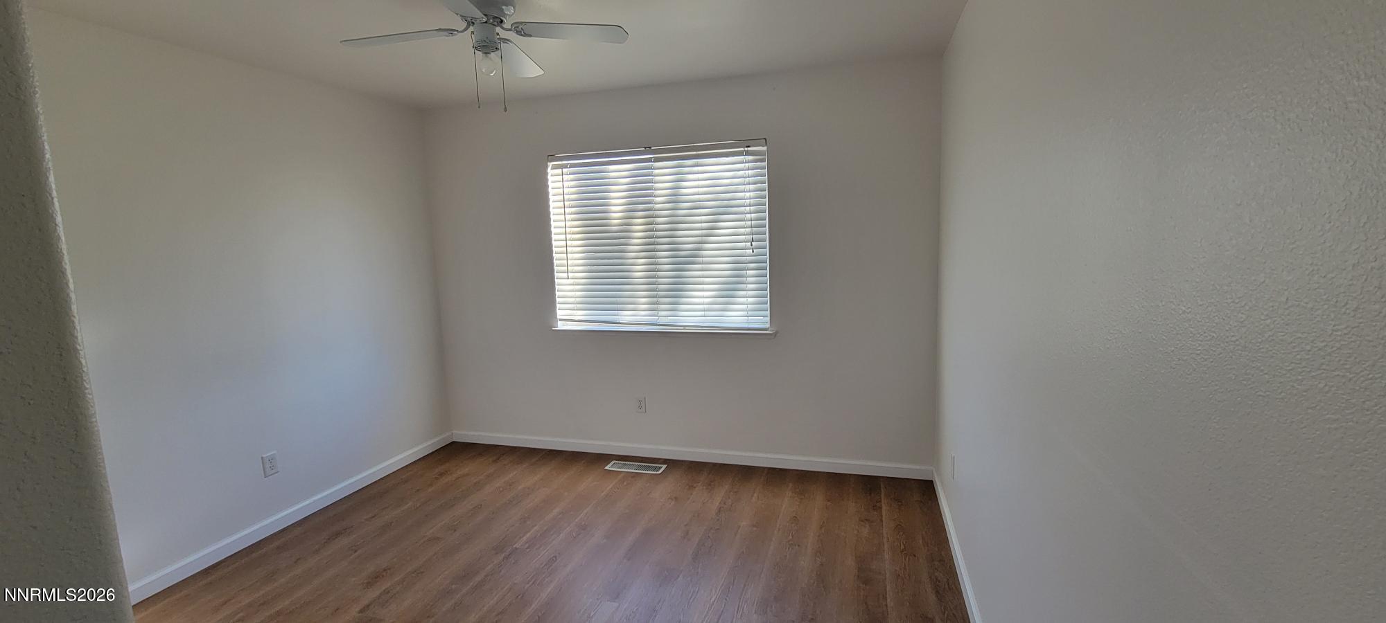 2226 Ellice Way Fernley, NV 89408 - Photo 8 of 16 2226 Ellice bedroom