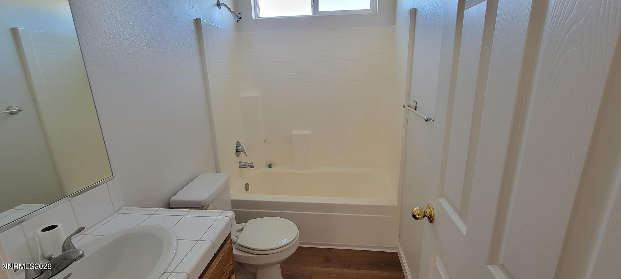 2226 Ellice Way Fernley, NV 89408 - Photo 10 of 16 2226 Ellice bathroom