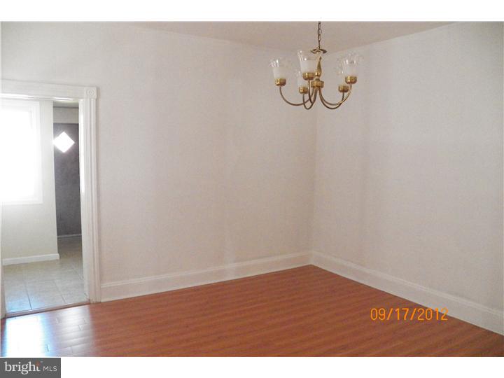 360 Ripka Street Philadelphia, PA 19128 - Photo 4 of 20 Dining Room