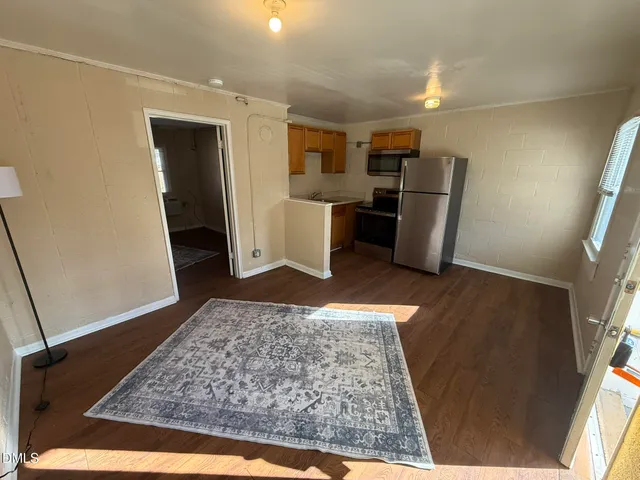 $799 | 1119 Gurley Street, Unit 8, Durham, NC 27701