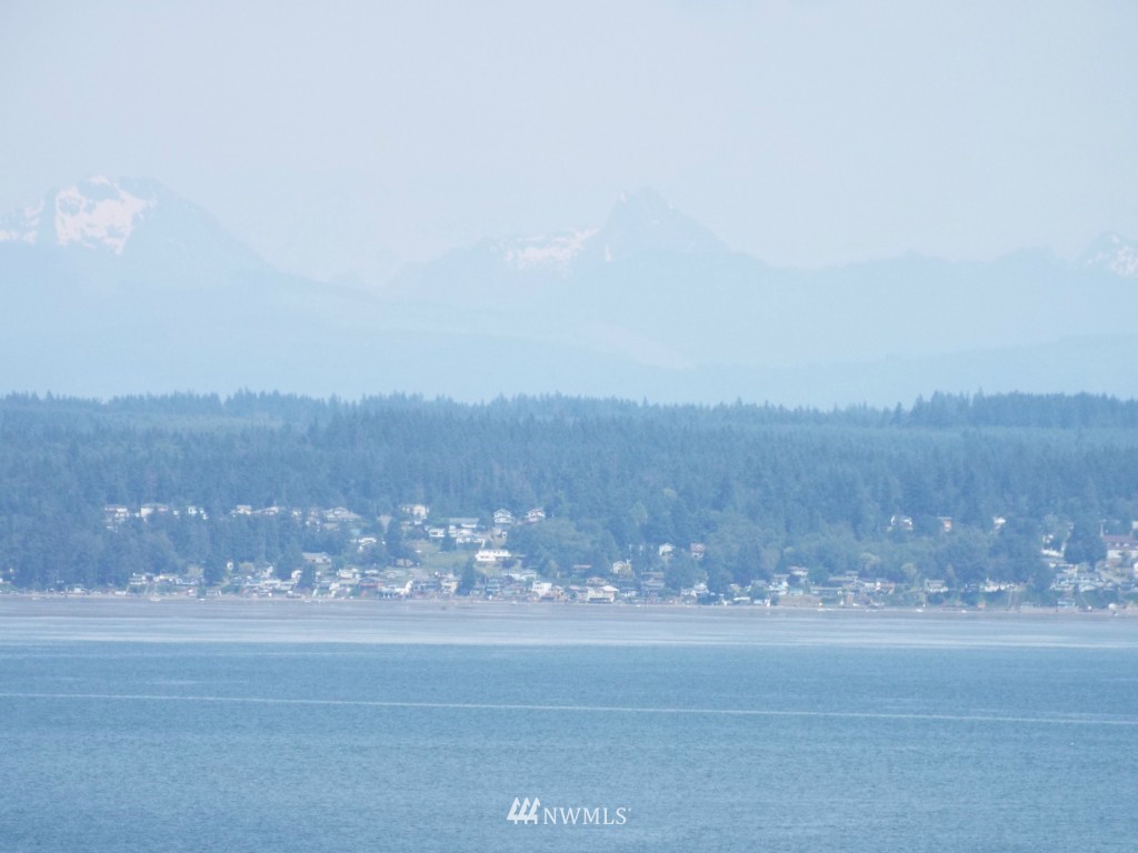 979 South Cavalero Road Camano Island, WA 98282 - Photo 6 of 21