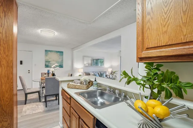 $650,000 | 101 Piccadilly Place, Unit D, San Bruno, CA 94066