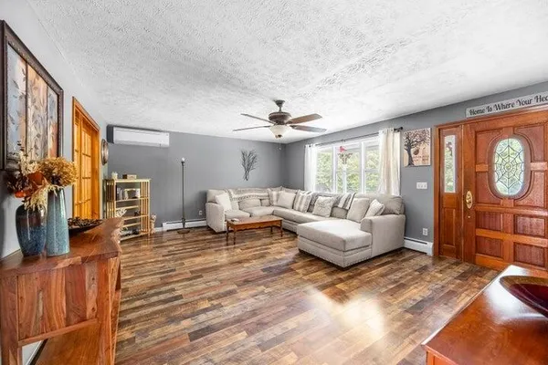 $495,000 | 8 Hammond Lane, Searsport, ME 04974