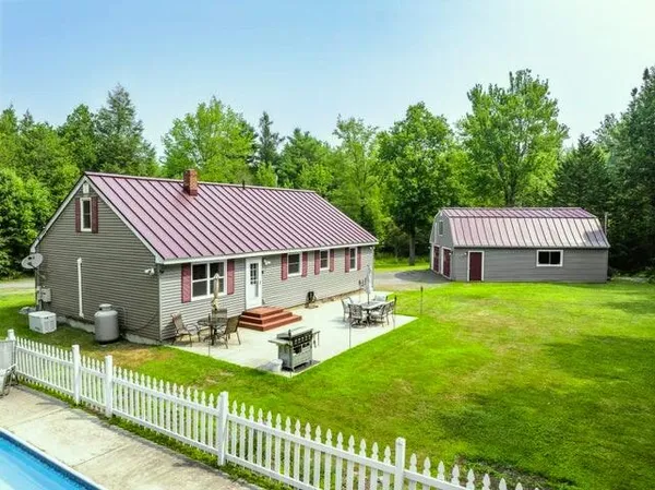 $495,000 | 8 Hammond Lane, Searsport, ME 04974