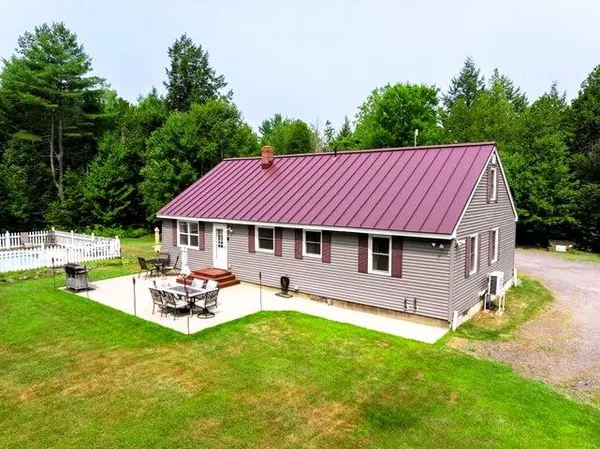 $495,000 | 8 Hammond Lane, Searsport, ME 04974