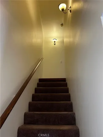 $599,000 | 19451 Sherman Way, Unit 501, Reseda, CA 91335