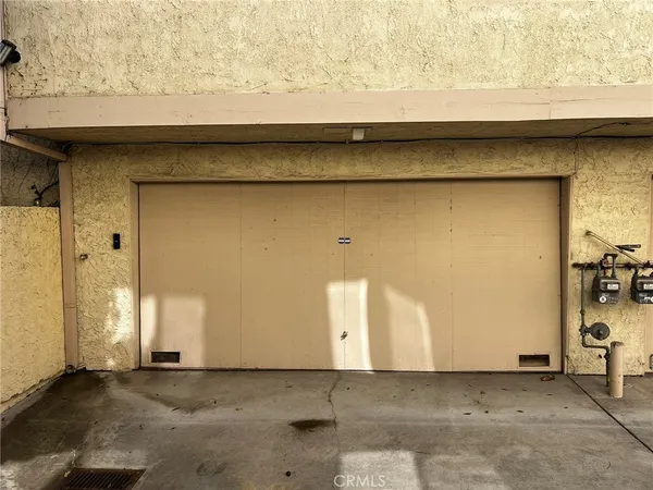 $599,000 | 19451 Sherman Way, Unit 501, Reseda, CA 91335