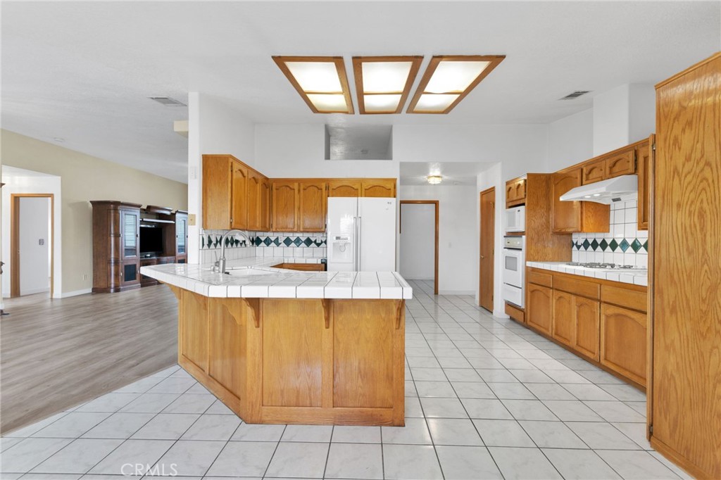 10578 Westway Road Hesperia, CA 92345 - Photo 12 of 50