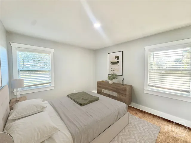 $2,250 | 607 Dyches Drive, Savannah, GA 31406