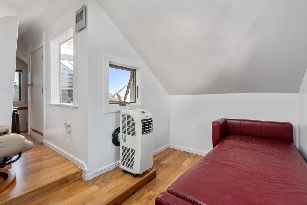131 Fort Point Road Weymouth, MA 02191 - Photo 17 of 28