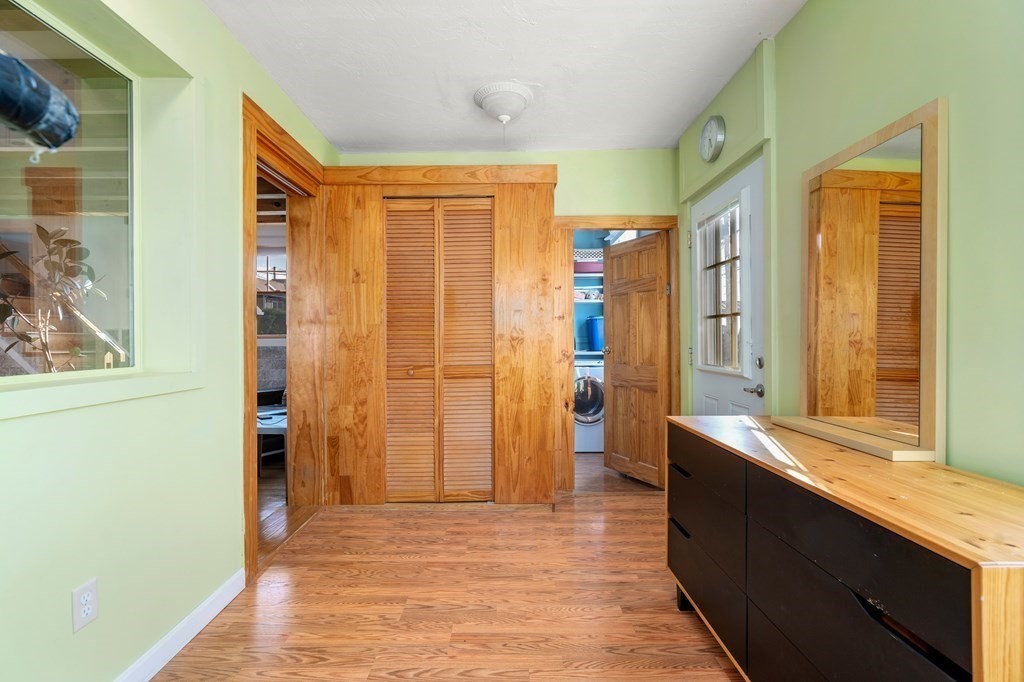 131 Fort Point Road Weymouth, MA 02191 - Photo 8 of 28