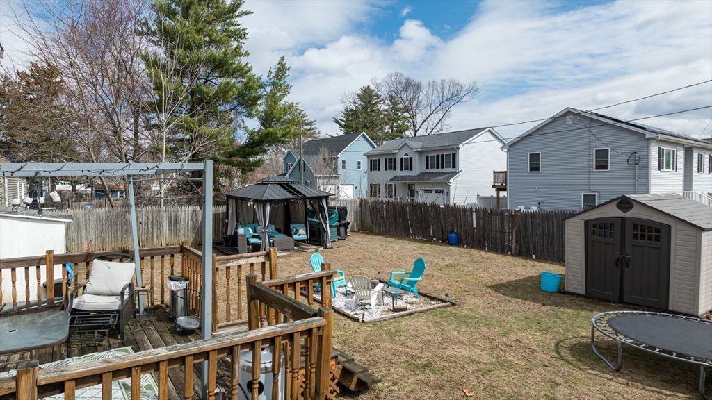 321 Rosewell Street Springfield, MA 01119 - Photo 28 of 33