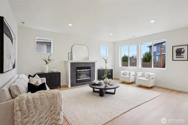 $639,900 | 19519 19th Ave Court East, Spanaway, WA 98387