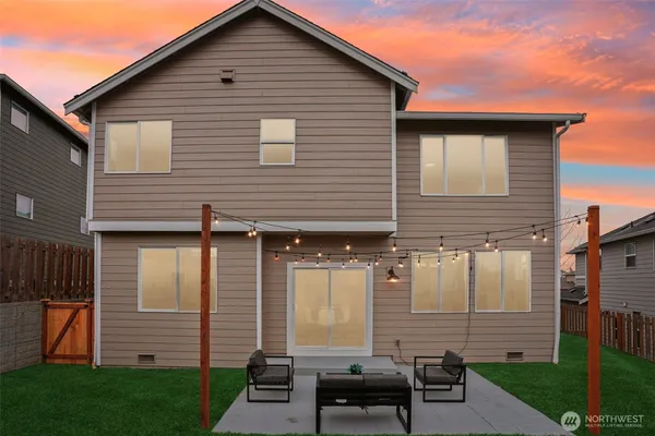 $639,900 | 19519 19th Ave Court East, Spanaway, WA 98387