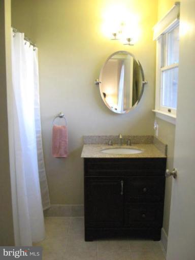 1899 Pleasant Plains Road Annapolis, MD 21409 - Photo 14 of 30 Master Bath