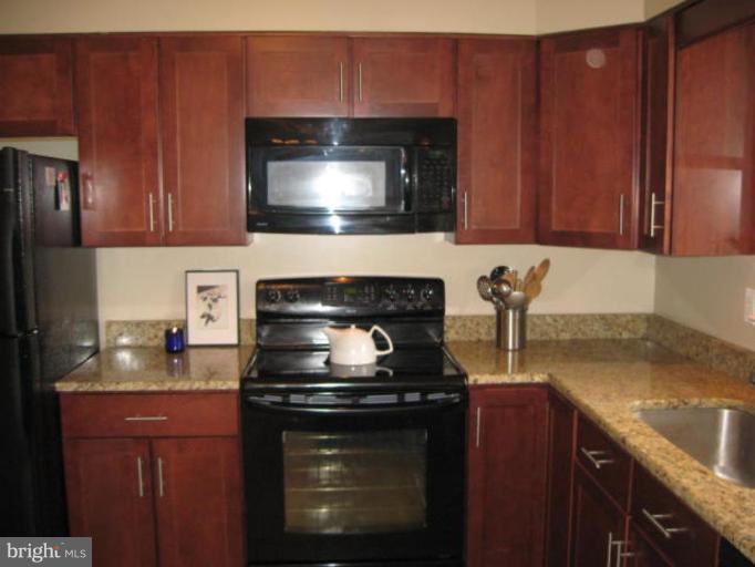 1899 Pleasant Plains Road Annapolis, MD 21409 - Photo 10 of 30 Kitchen