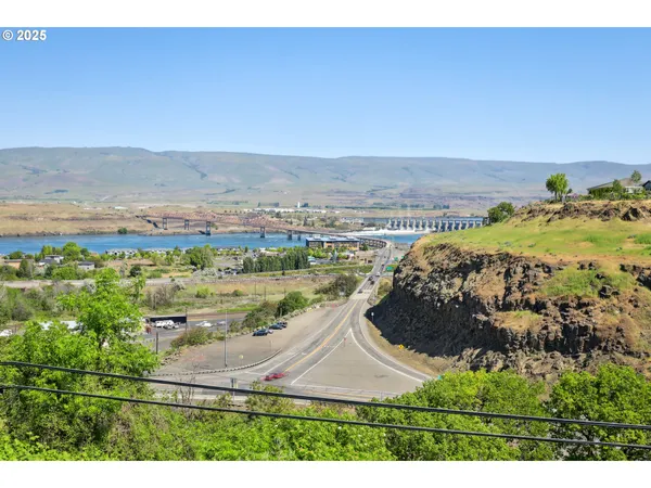 $599,000 | 3103 Fremont Street, The Dalles, OR 97058